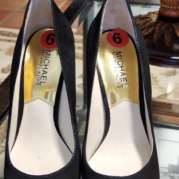 M. KORS, SEXY HEELS - Picture 4 of 7